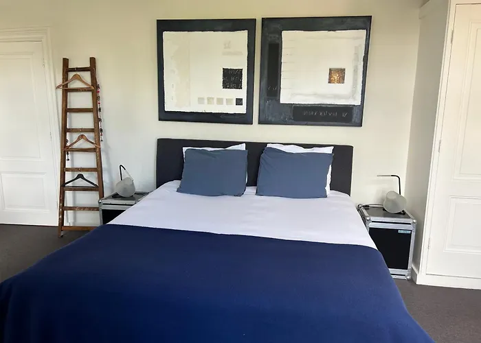Room One-Twenty-One
